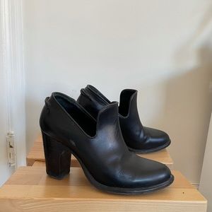 Rag & Bone Minimalist Booties
